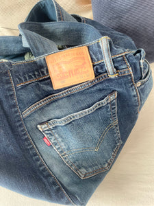 Levis denim shopper med lommer og slid.