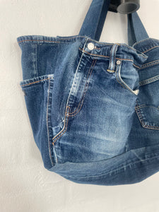 Levis denim shopper med lommer og slid.