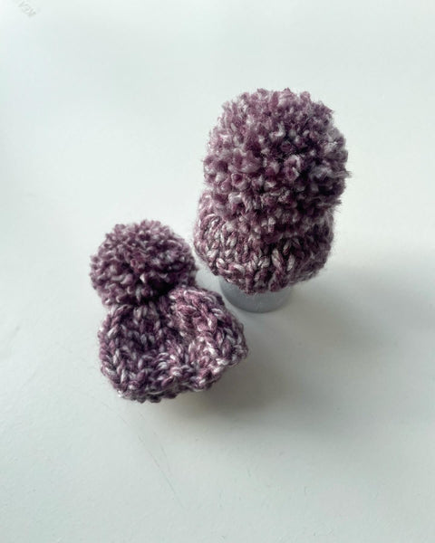 Æggevarmer i meleret lilla (2 stk).