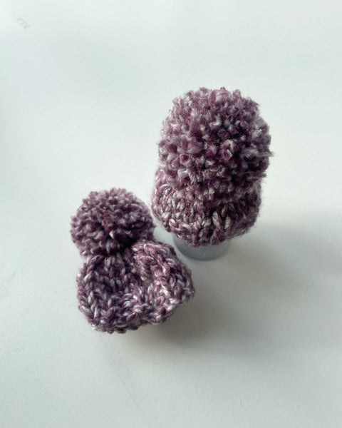 Æggevarmer i meleret lilla (2 stk).