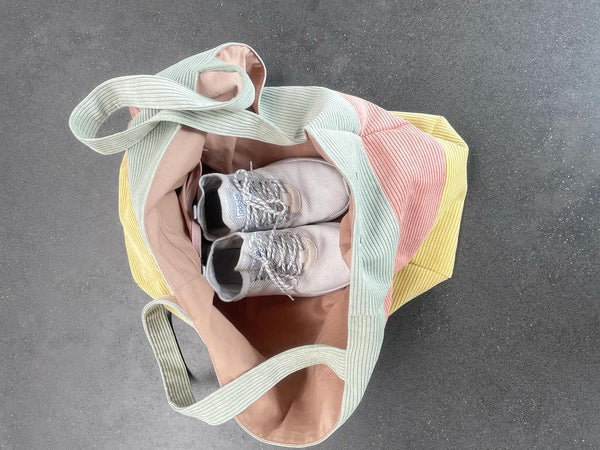 Shopper i lyserød, lysegul og mint fløjl.