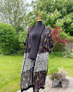 Strand Kimono med dyreprint og skønne dyr (xs-m)