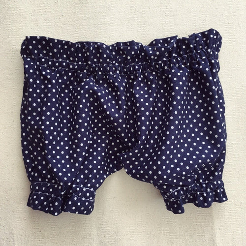 Prikkede baby bloomers i blå bomuld Str. 9-12 mdr. - TrikkerDesign