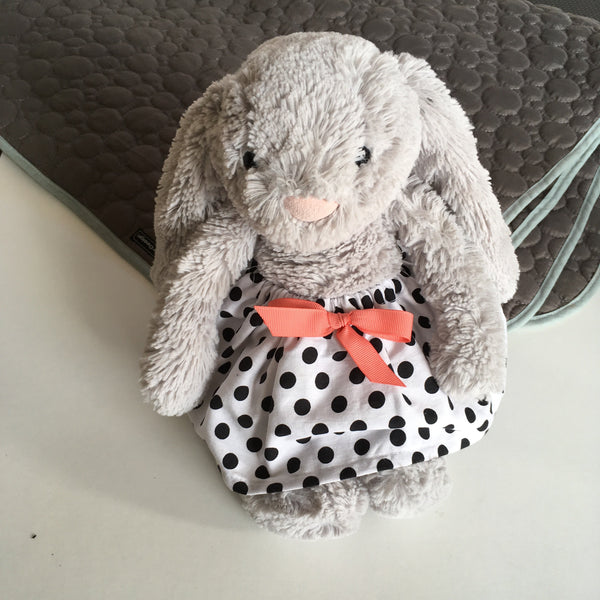 Strutskørt med sorte bomber. - TrikkerDesign