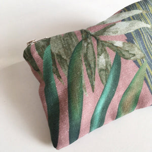 Pung/clutch i rosa farve. - TrikkerDesign