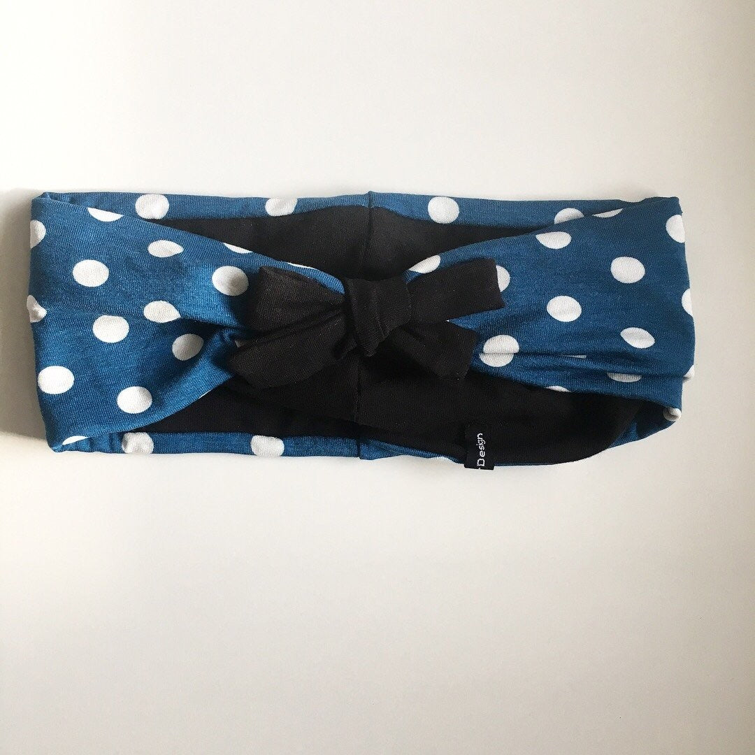 Pandebånd i blå jersey med sort sløjfe og hvide prikker - TrikkerDesign