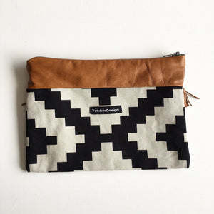 Clutch med frynser og tekstil - TrikkerDesign