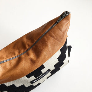 Clutch med frynser og tekstil - TrikkerDesign