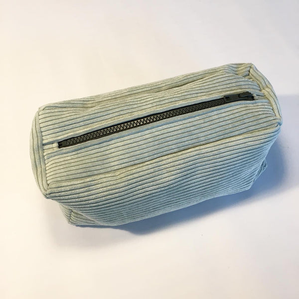 Makeup taske i grønligt fløjl - TrikkerDesign