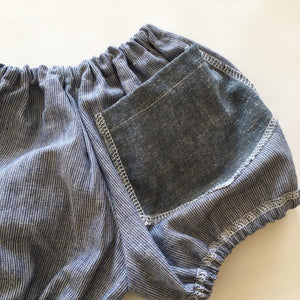 Bloomers i småternet bomuld med lille baglomme str. 9-18 mdr. - TrikkerDesign