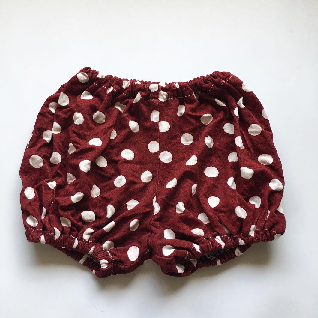 Prikkede Bloomers i bordeaux med hvide prikker og stretch str. 3-9 mdr.